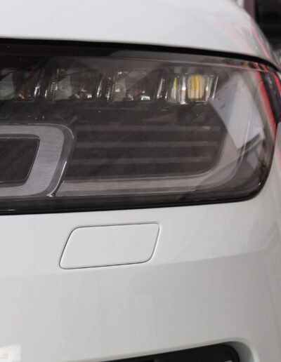 Left front headlight with ceramic UV protection applied